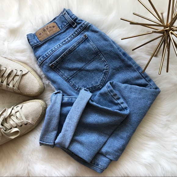 Vintage Denim - Vintage 90s High Waisted Mom Jeans